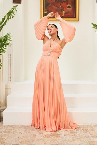 Carmen Langes Abendkleid mit süßem Chiffon-Gürteldetail