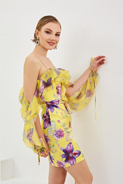 Carmen Sarı Empirme Askılı Kolu Volanlı Kısa Abiye Elbise