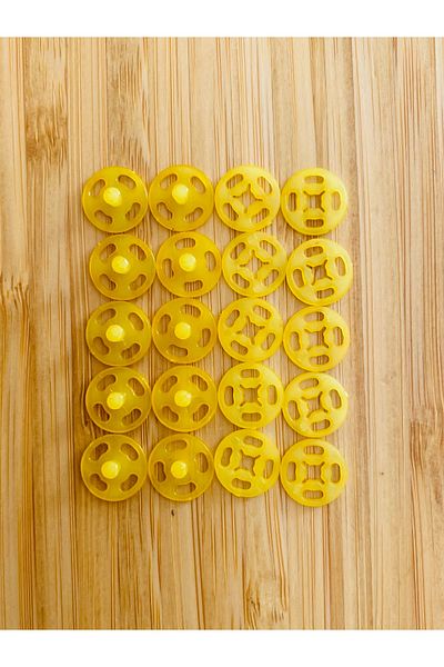 Kartopu Stand-Up Plastic Snap Fastener 1cm (10mm) Pack of 10 (10 Pairs). Color: Yellow.