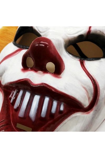 DEPOT Plastic Joker Mask Killer Clown Mask