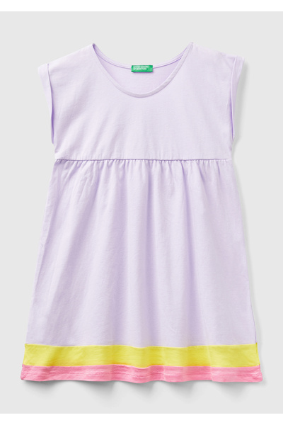 United Colors of Benetton Момичешка лилаво пола с цветни блокове, V-образно деколте и извити ръкави