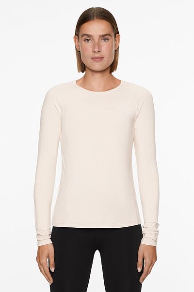 Oysho Performance base layers soft T-Shirt
