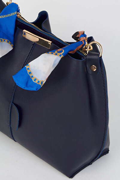 Vivaq Geantă de mână și de umăr pentru femei, albastru bleumarin, cu accesorii cu lanț, din piele moale, cu 3 compartimente