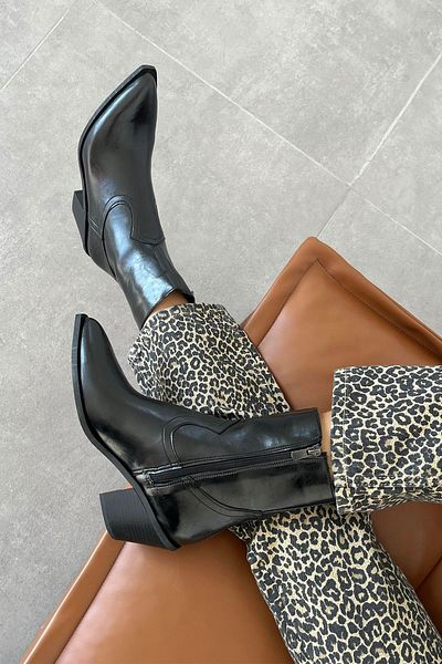 STRASWANS Black Jose Women's Wrinkled Leather Heeled Boots