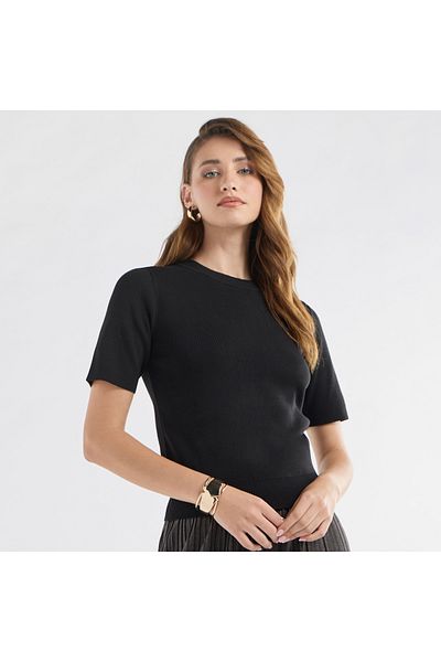 FAV Solid Round Neck T-shirt with Short Sleeves