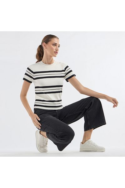 FAV Striped Crew Neck T-shirt with Short Sleeves