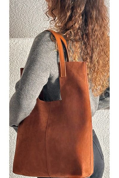 Boutiquehaki Уютна мека велурена чанта