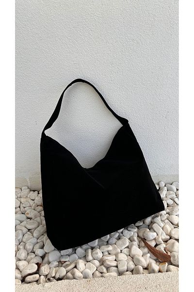 Boutiquehaki Geantă de mână și de umăr cu curea groasă Nuka din piele intoarsa neagra