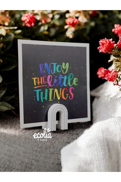 Main Collectibles Minimalist Photo Stand - Set of 3