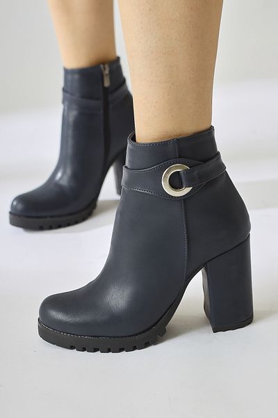Limoya Destina Navy Blue Oval Toe Ankle Accessory Γυναικείες μπότες με τακούνι, γυναικείο μποτάκι