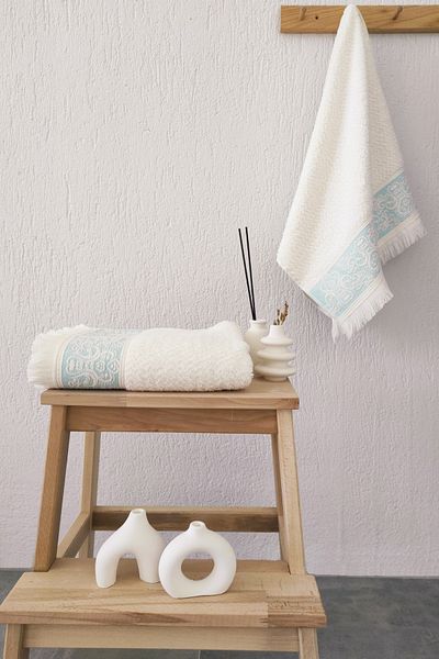 Sevim 2 Pack Embossed Bordered Face/Head Towels - Soft & High Absorbent & Cotton - 50 X 85 cm - Mint