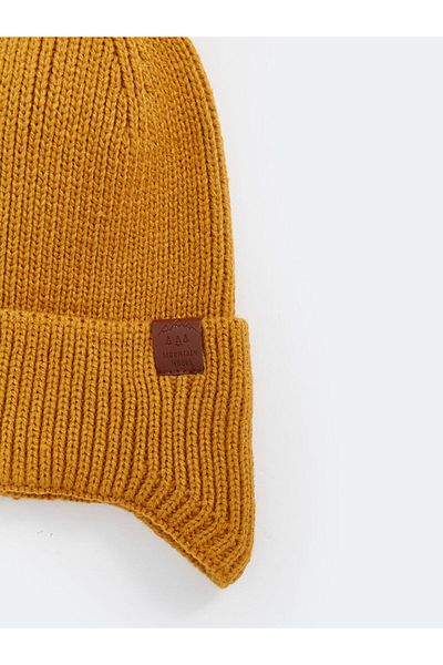 LC Waikiki Beret dla chłopca z pomponami