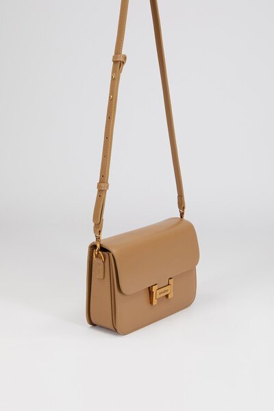 Levidor Brown Shoulder Bag