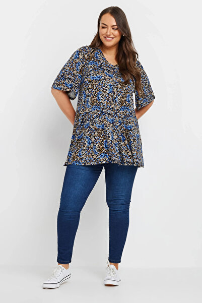 Stil Diva Plus Size V-Neck Short Sleeve Blouse with Loose Skirt 303622
