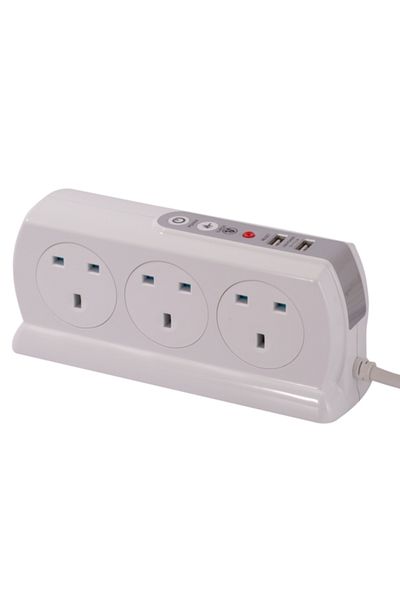 Masterplug 6-Socket and 2-USB Extension Cord