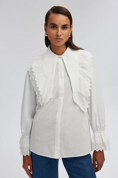 Touché Privé Poplin Shirt - Lace and Wide Collar