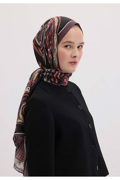 Fresh Vintage Paisley Patterned Shawl - Plum