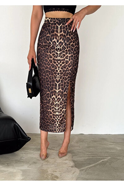 The Robi Елегантна креп пола с цепка