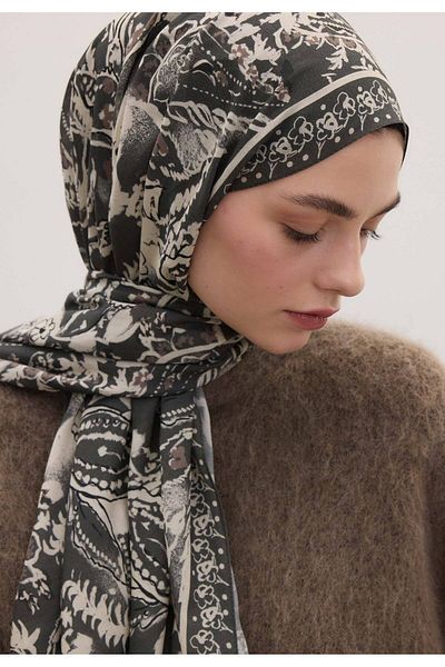 Fresh Floral Paisley Pattern Swallow Smoke