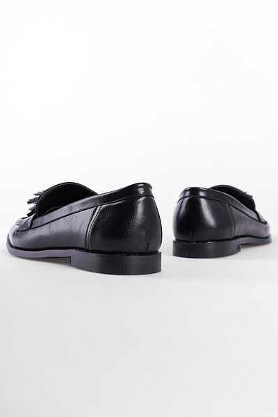 Capone Outfitters Damen-Loafer-Schuhe mit Metallschnalle und Quasten