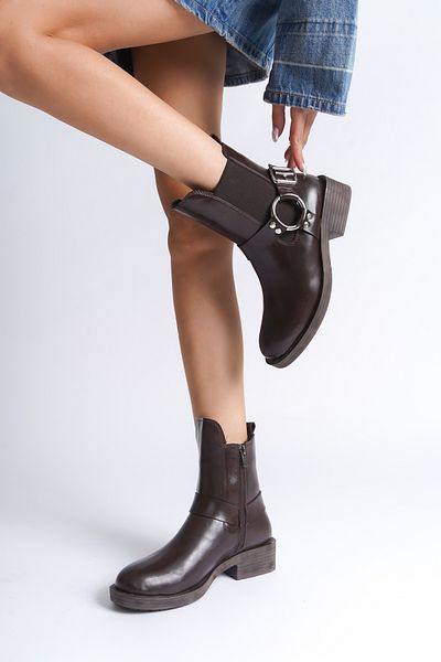 Capone Outfitters Elastische Biker-Stiefel mit Metallzubehör
