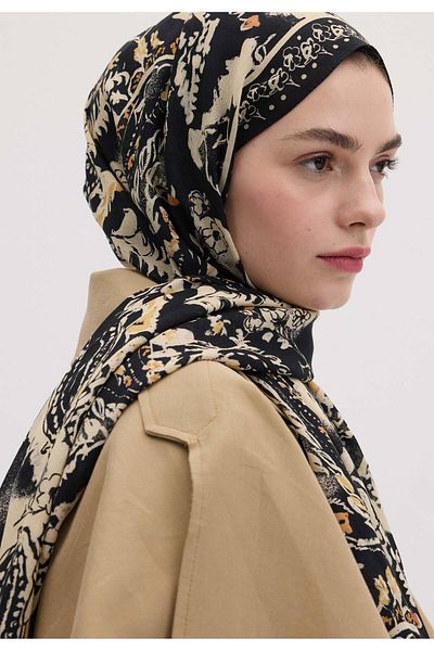 Fresh Black Floral Paisley Patterned Shawl