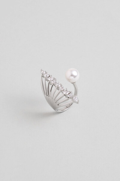 So CHIC... İnci Zarafeti 18 Ayar Beyaz Altın Kaplama Gümüş Yüzük