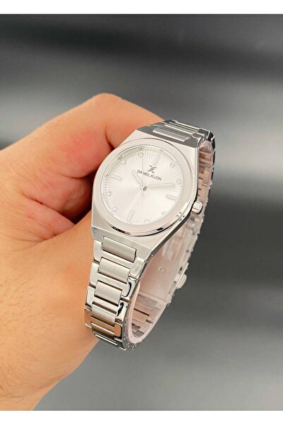 Daniel Klein Kadın Kol Saati Çelik kordon 3 ATM Su Geçirmez Gümüş Renk
