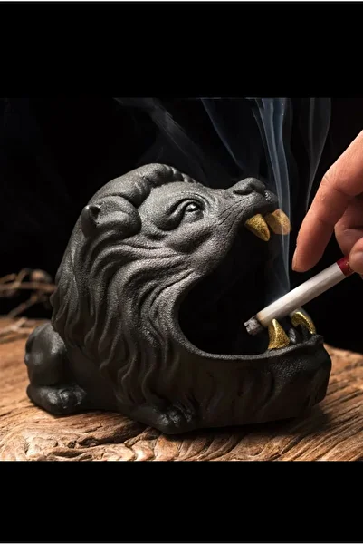 gözde hobi Scrumieră Eye de Hobby Leu Negru |   Scrumieră decorativă din beton cu dinți de aur