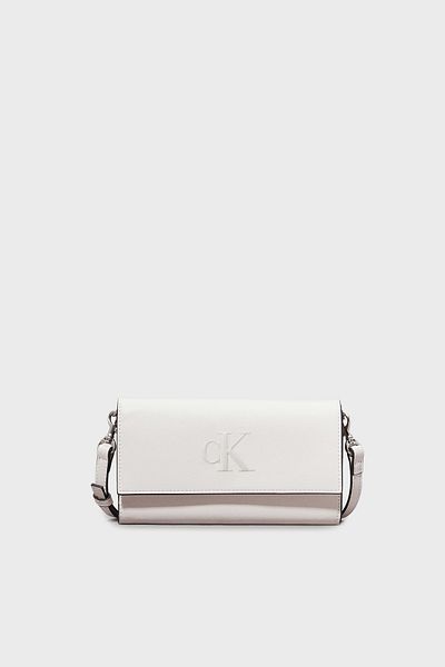 Calvin Klein محفظة بحزام قابل للإزالة مع طباعة الشعار - K60K 612742 PCJ