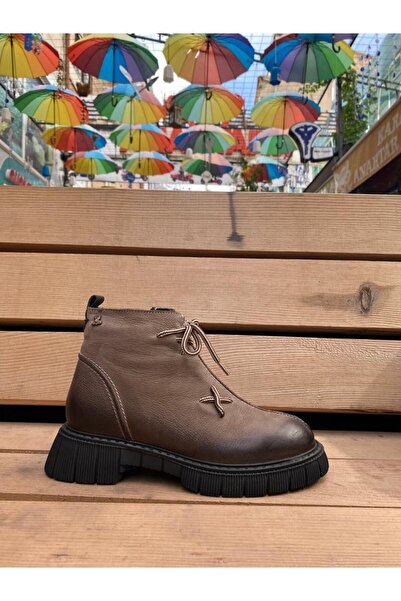 Venüs 2252303K Hakiki Deri Kalın Taban Postal Tarz Bot