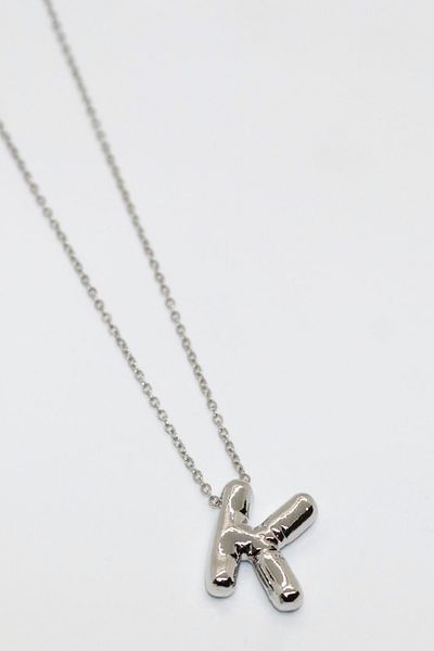EUROMODA Simple Chain Letter Necklace with Letter Design