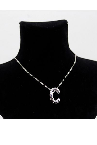 EUROMODA Simple Chain Letter Necklace with Letter Design