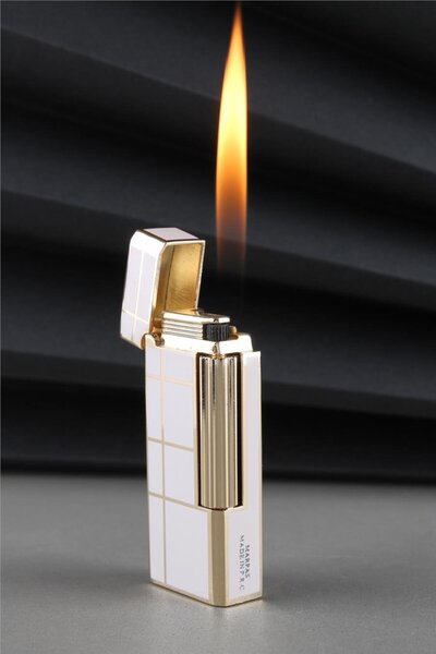 Silvio Monetti Kapaklı Özel Tasarım Alevli Beyaz Desenli Gazlı Çakmak CAKSM073T