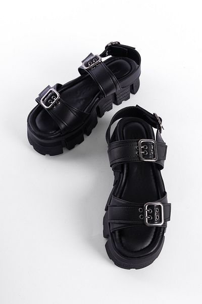 Capone Outfitters Damensandalen mit Keilabsatz und doppelter Riemenschnalle