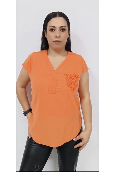 AKŞEN GİYİM Plus Size Brode Detailed Cotton Washed V-Neck Blouse - Shoulder and Pocket High Design