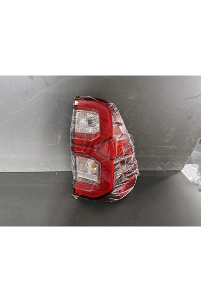 İthal TOYOTA HİLUX SAĞ ARKA STOP DUYLU LEDLİ SIFIR 2021 2022 2023