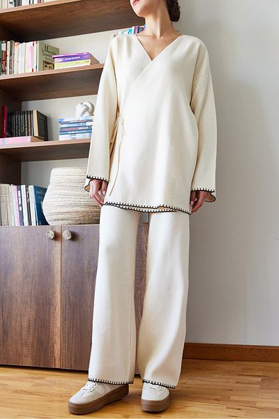 Bianco Lucci Women's Embroidered Sides Knitwear Bottom Top Suit 8034 60351159