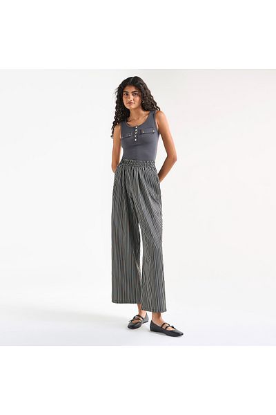 FAV Ribbed Tank Top with Round Neck and Flap Detail
