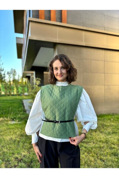 Butik Set vestă și cămașă matlasată cu centură dublă