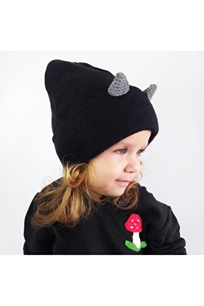 woodycord Hand Knitted Gray Cat Ear on Black Knitwear Beret