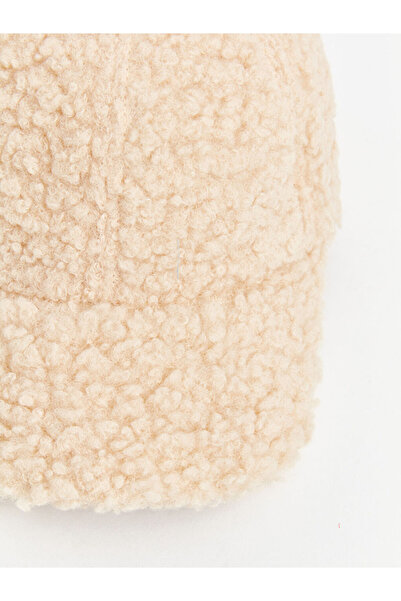 LC Waikiki Esvab Giyim'den Şık Tercihler | Pelüş Kadın Kep Şapka