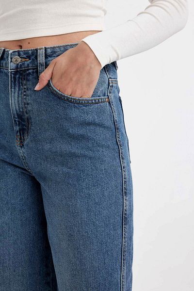 DeFacto Karotten-Jeanshose mit hoher Taille und Knöchellänge