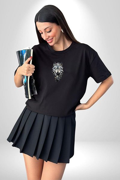 Angemiel White Wolf and Black Oversize Women's/Men's T-Shirt - Minimal Printed