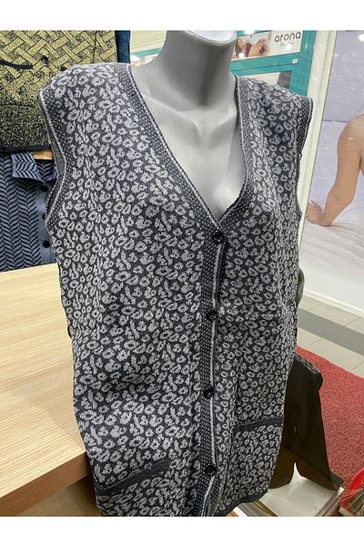 TCR Women's Buttoned Patterned Vest with Pockets