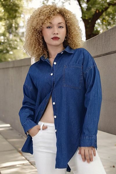 yagmurberen DETALIU DE NASTURĂ CU TIEIE ASIMMETRICĂ PE SPATE CAMĂȘĂ DE DENIM