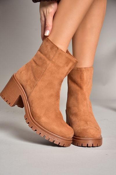 Fox Shoes Τ 726911102   Γυναικείες μπότες Tan Suede με χοντρό τακούνι