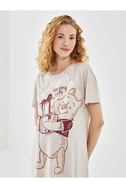 LC Waikiki Bisiklet Yaka Winnie the Pooh Baskılı Hamile Gecelik