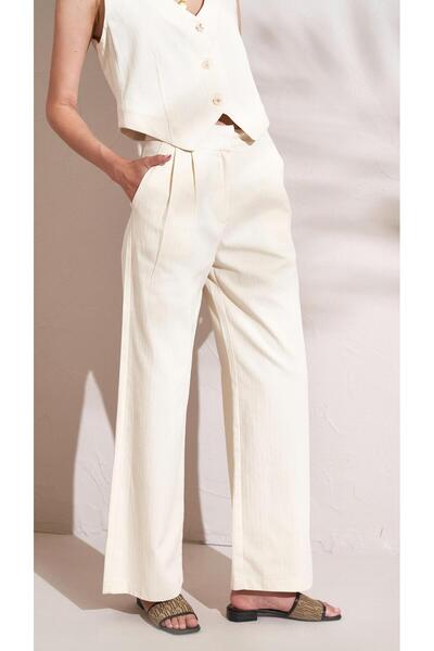 TENA Kadın Naturel Önü Çift Pileli Palazzo Balıksırtı Gabardin Kumaş Pantolon