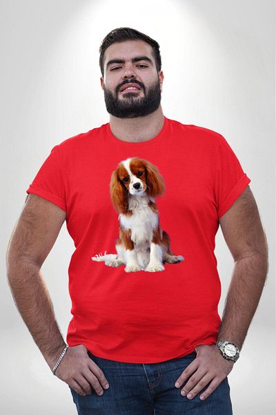 Angemiel تي شيرت أساسي مقاس كبير للجنسين باللون الأحمر من Cavalier King Charles Spaniel - مطبوع من الأمام